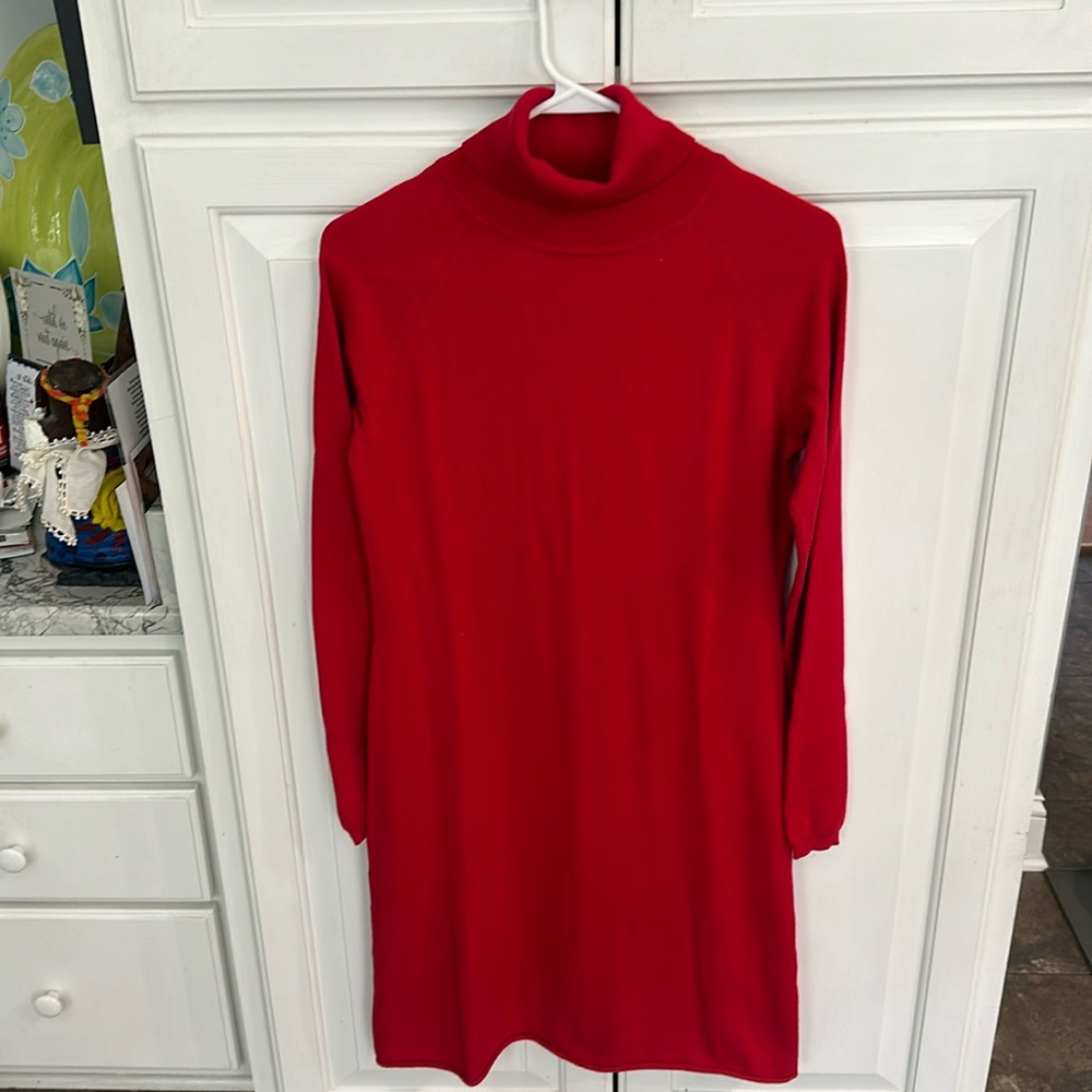 Women’s dress